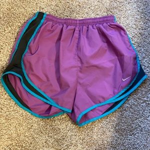 Women’s Nike Shorts size M